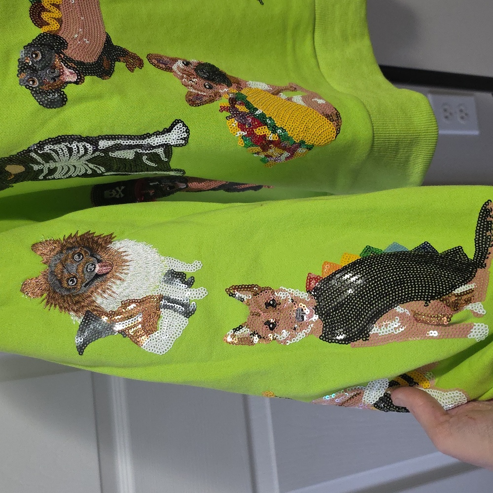 Queen of Sparkles Limited Edition Halloween Dogs Lime Green Sweatshirt Small - Picture 7 of 12